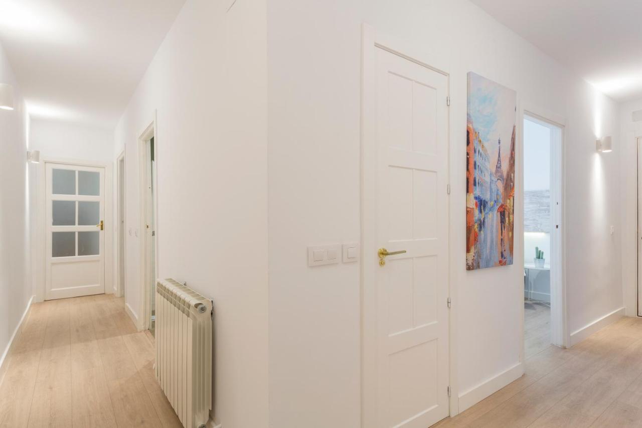Down Town Sol. By Monaro Appartement Madrid Buitenkant foto